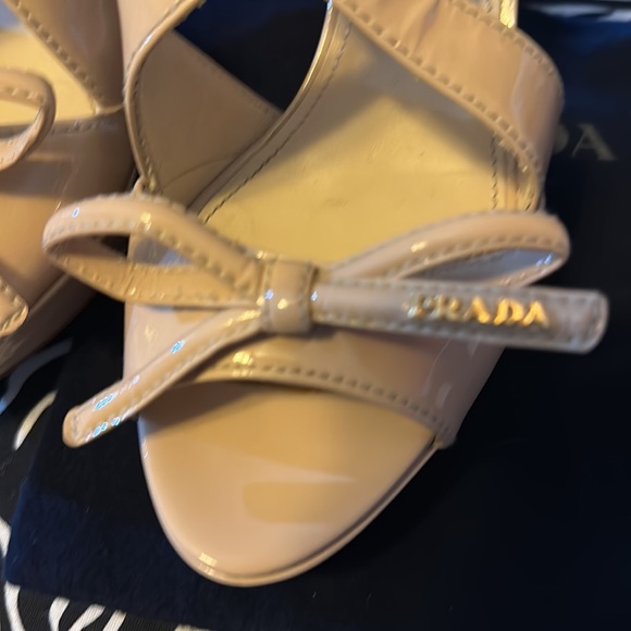 Prada ❤️ Strappy Sandals~4.5” Heels. Beige Patent leather ~Size 8.5 Pre❤️Loved. - Picture 5 of 6